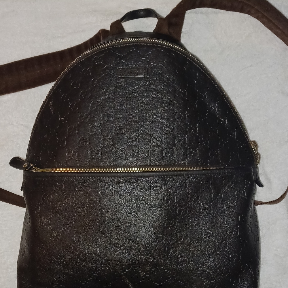 All black leather gucci backpack